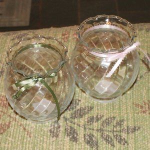 Vintage Indiana Glass Ivy Bowl with Optics